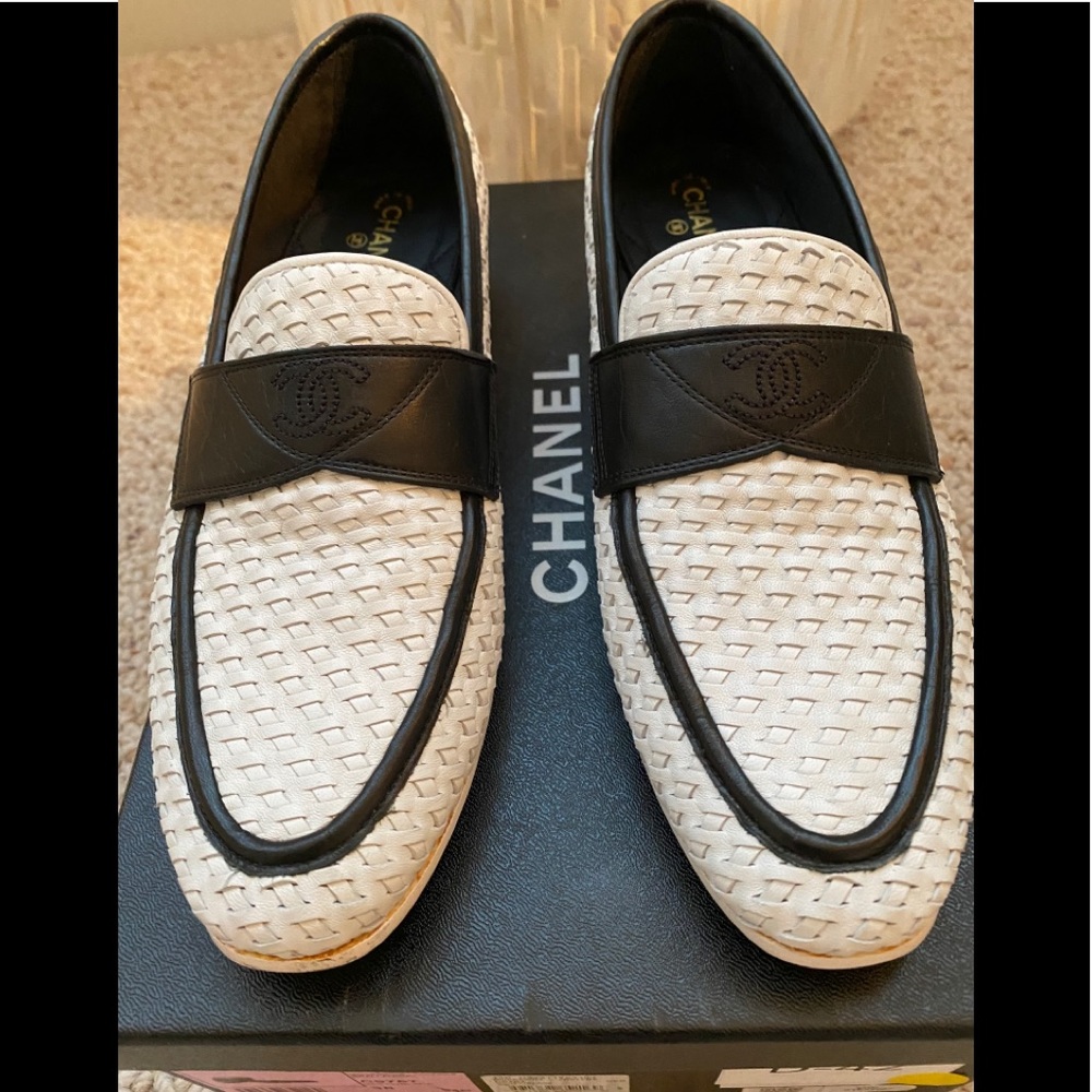 CHANEL LAMBSKIN LOAFERS